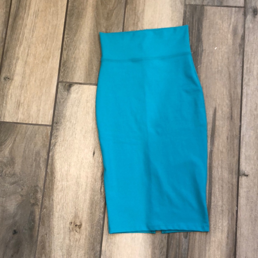 Bebe Midi skirt
